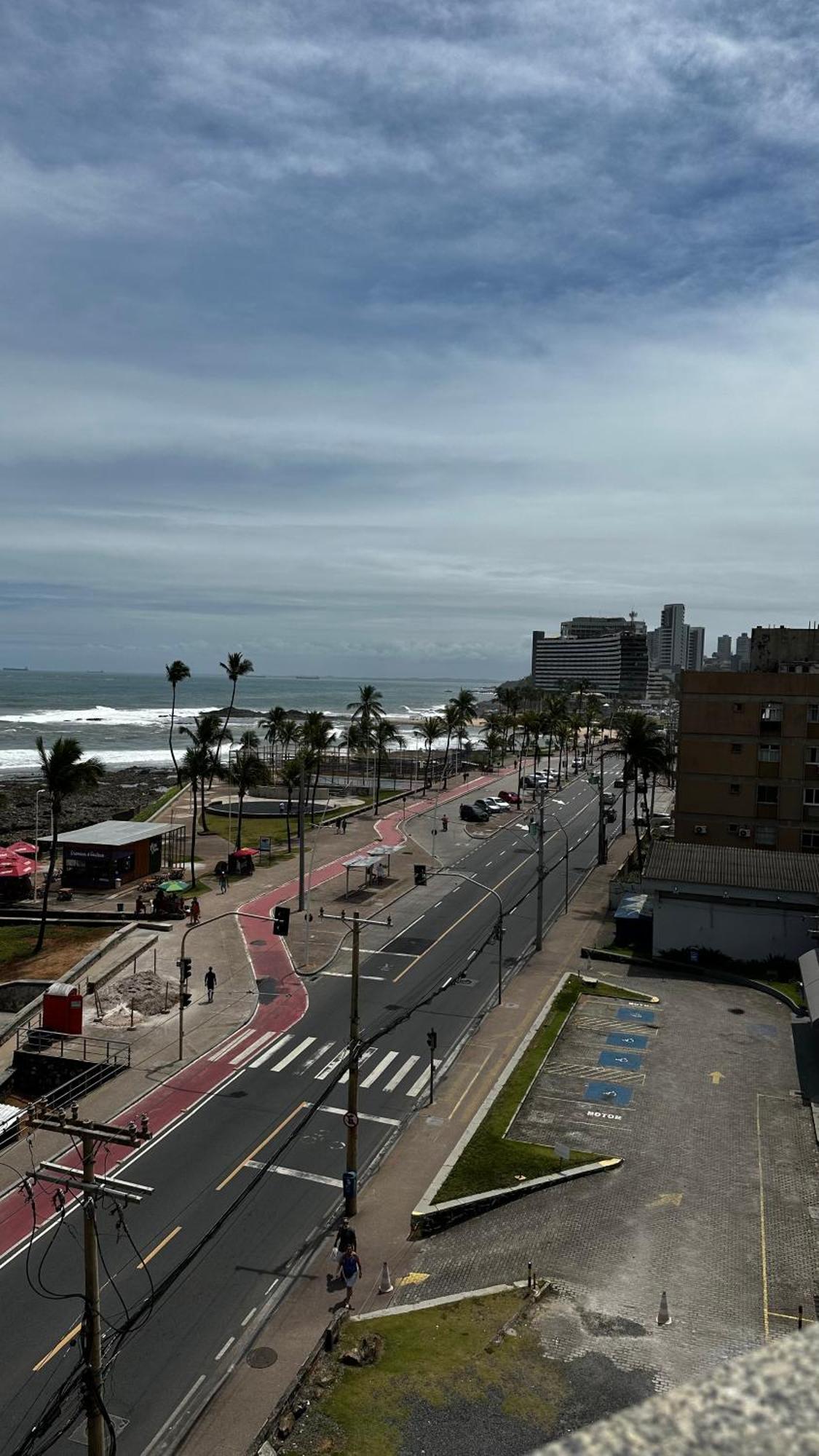 Apartamento Inteiro Frente Ao Mar De Ondina 살바도르 외부 사진